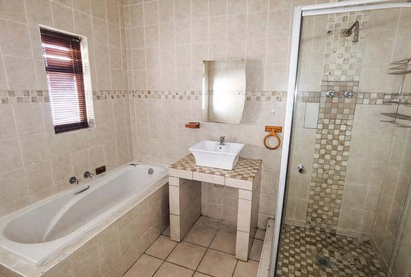 4 Bedroom Property for Sale in Goodwood Estate Western Cape